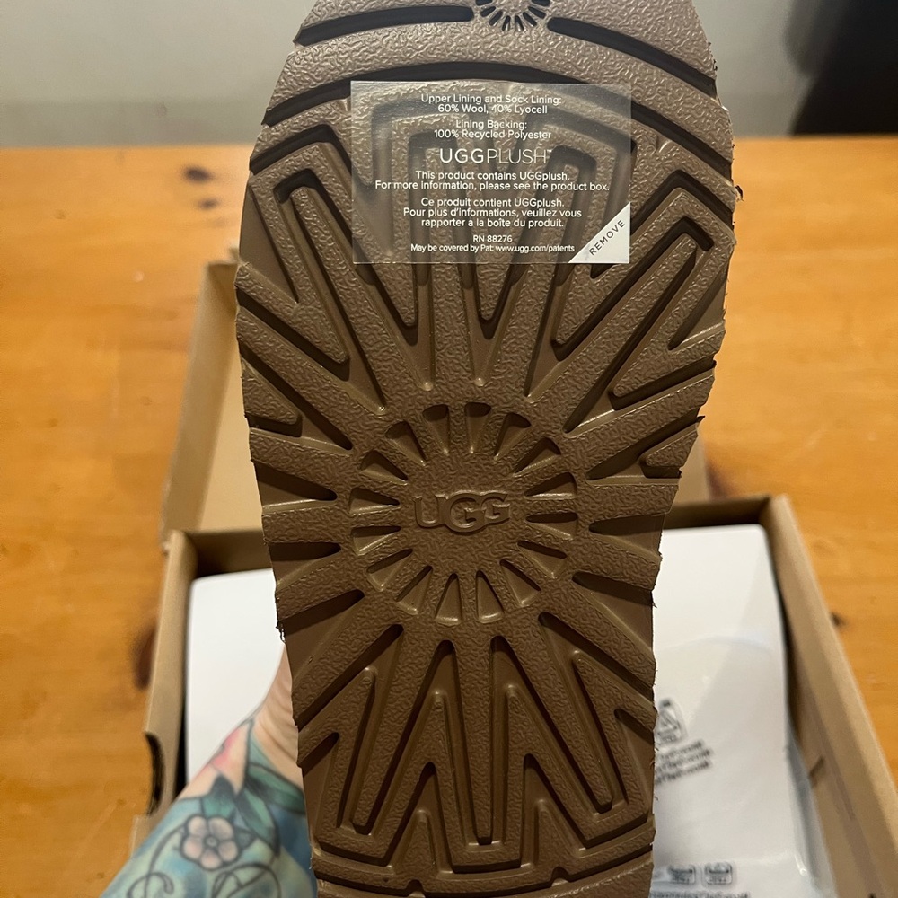 UGG Girls Platform Ultra Mini NWT - Picture 6 of 8
